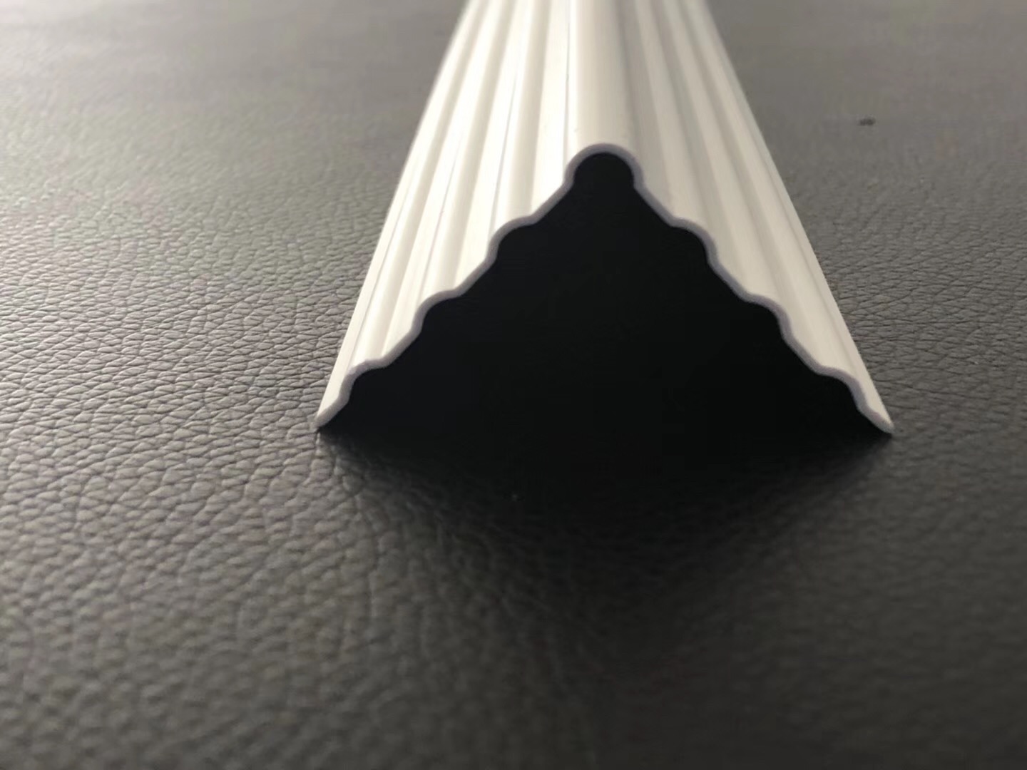 湖北宜木扣条封边条批发